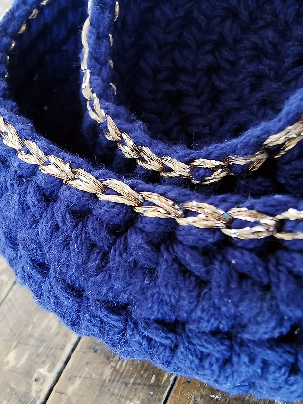 Ensemble de panier vide-poche au crochet en coton et accent cuivre